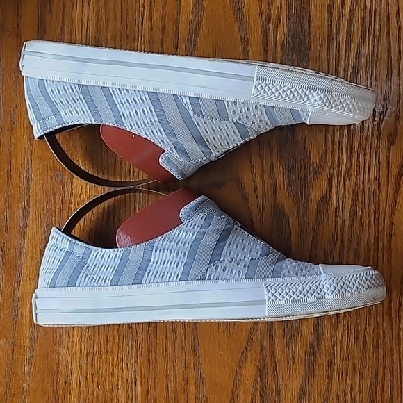 No Lace Converse - Picture 5 of 8